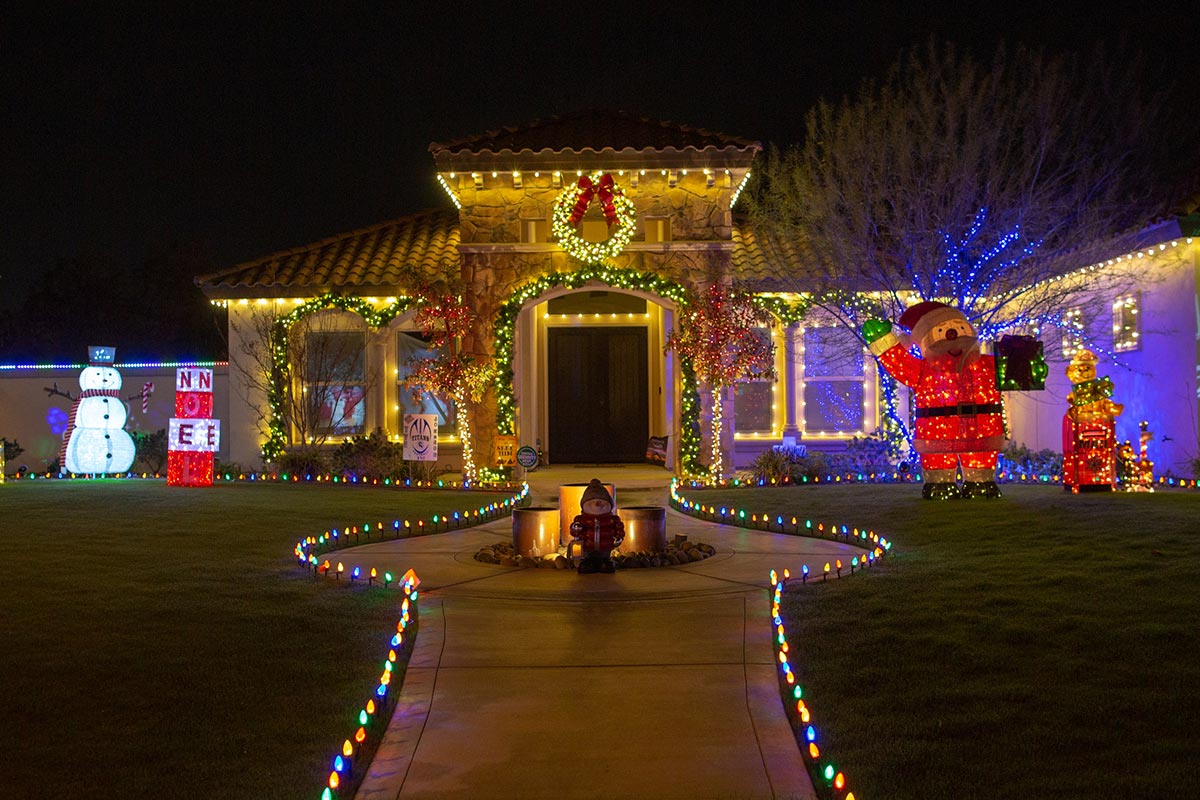 christmas light installation services bakersfield california christmas town bakersfield